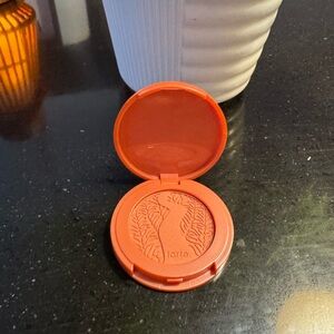 Tarte Quirky Amazonian Clay Blush in Orange
